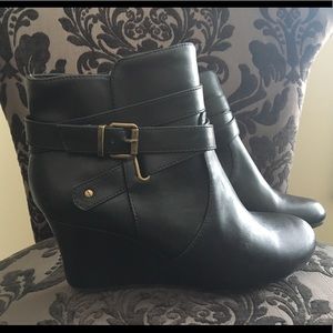 Kenneth Cole Reaction ankle boots booties